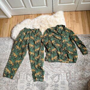 NWT 100% Cotton Pajama Set with Jaguar Pattern Long Sleeve (M/S)